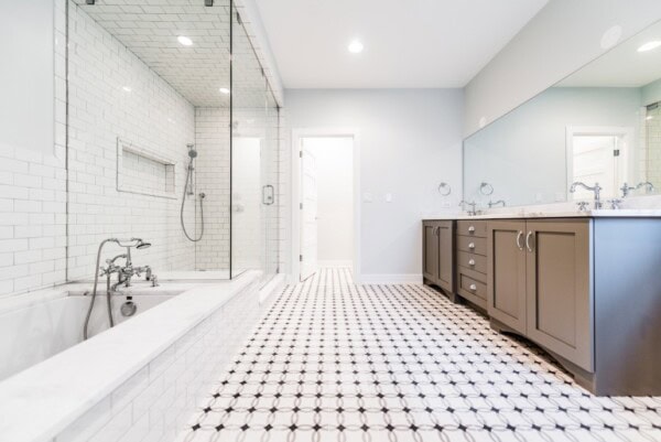 N California Ave's Portfolio image